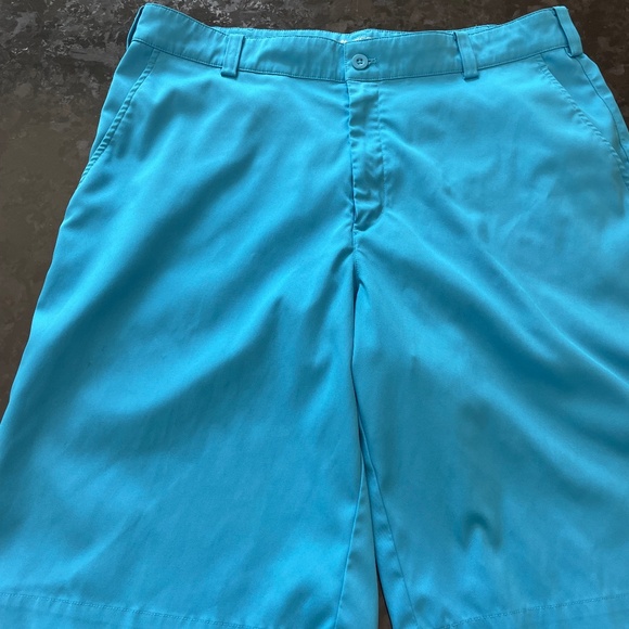 Nike Golf Shorts/Size 32 - Picture 1 of 6